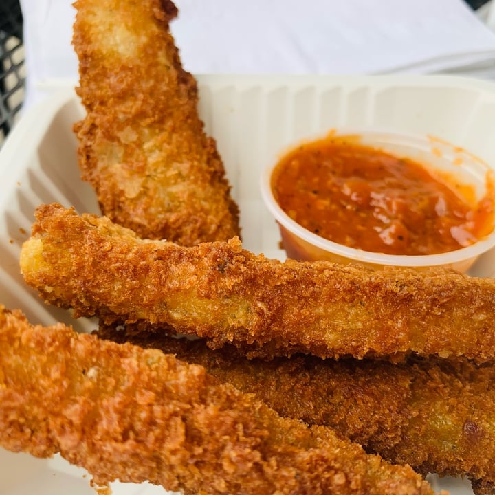 photo of Loving Cafe Provolone cheese sticks shared by @allhess on  09 Oct 2021 - review