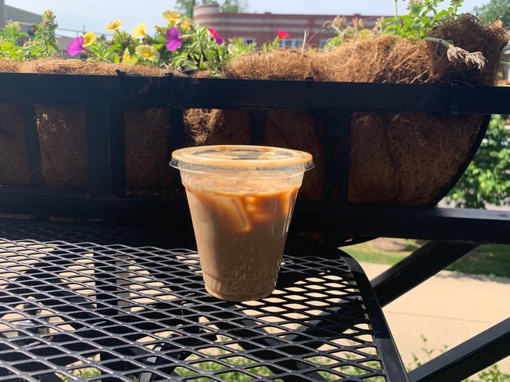 photo of Soma Coffee House & Juice Bar Iced Vanilla Latte shared by @jeremytheape on  02 Jul 2022 - review