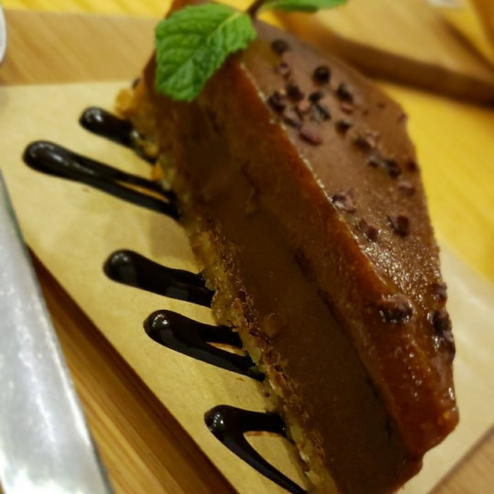 photo of Purana.Co Torta de chocolate com caramelo salgado shared by @isiscorreia on  26 Jul 2021 - review