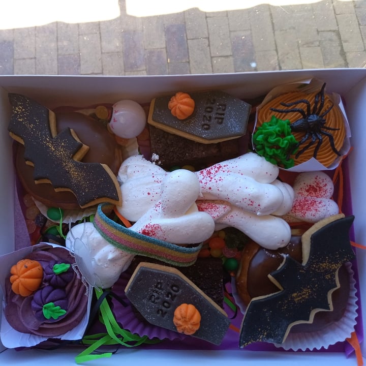 photo of Crumb Cakes SA Halloween Treat Box shared by @heardaboutme on  10 Nov 2020 - review