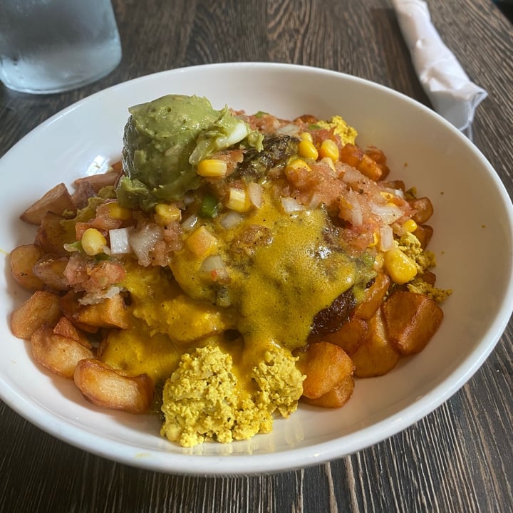 photo of Planted in Hamilton Breakfast Bowl shared by @andreaciccone on  25 Aug 2021 - review
