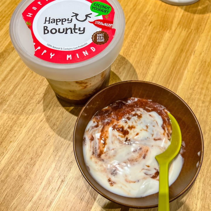 photo of Happy Bounty Coconut Strawberry Yoghurt shared by @theherbivorefrog on  31 Aug 2022 - review