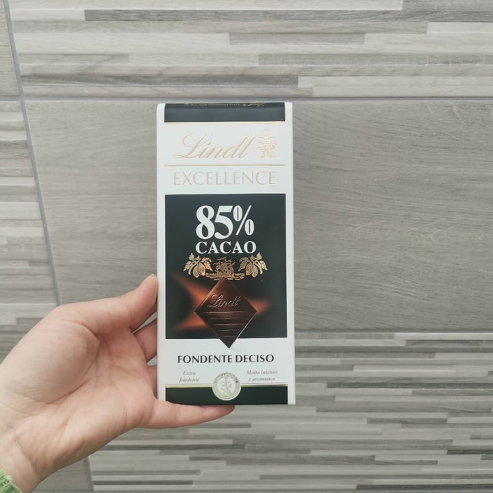 photo of Lindt 85% Cocoa Excellence Rich Dark shared by @elevegansoul on  14 Mar 2022 - review