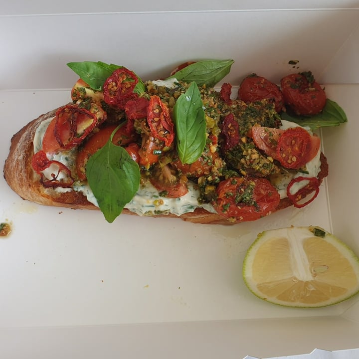 photo of Le Parc by tashas Caprese On Toast shared by @compassionate1candy on  20 Jan 2021 - review