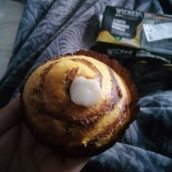review photo of Wicked Super Cinnamon Scrolls shared by @halimashah on 20 Feb 2022 - review
