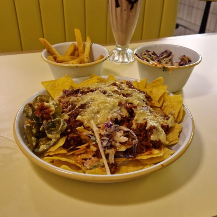 photo of Rudy's Dirty Vegan Diner Chocolate Milkshake shared by @djwj on  11 Nov 2022 - review