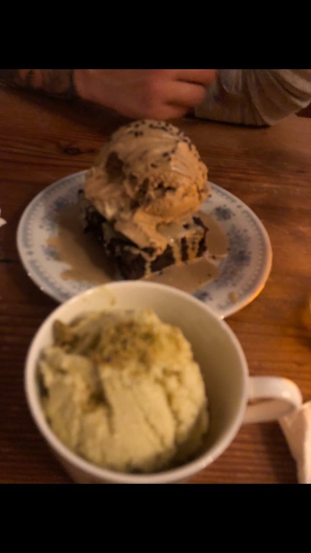 review photo of AVIV Tahini Brownie with Coffee Ice Cream shared by @kaylalamberson on 30 Dec 2019 - review