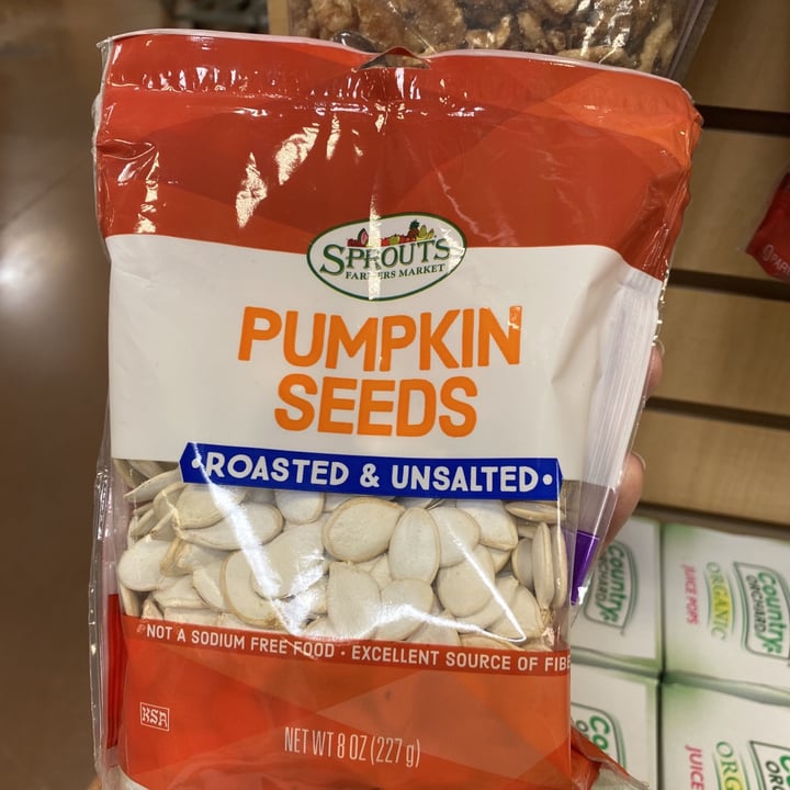 photo of Sprouts Farmers Market Pumpkin seeds roasted & salted shared by @iedavegan on  28 Jul 2021 - review