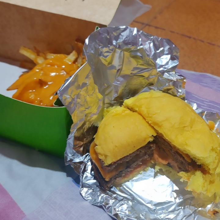 photo of MORFI - Burger Bar Mil Islas shared by @micol on  07 Dec 2021 - review