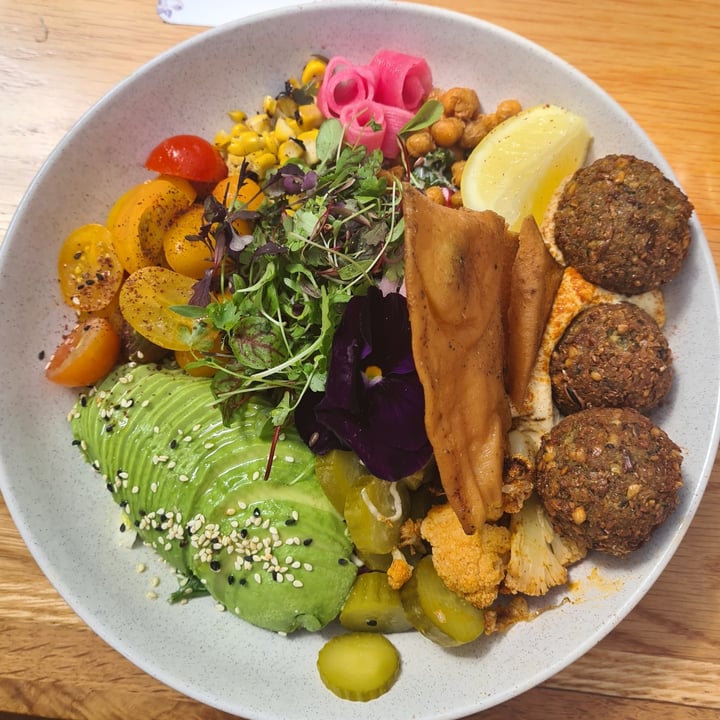 photo of Frankie's Food Factory Vegan Bowl shared by @synystergrace on  17 Feb 2021 - review