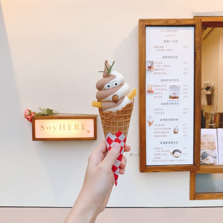 photo of SoyHERE這裡濃豆乳 Soy Milk Ice Cream Snowman 綜合豆乳霜淇淋雪怪 shared by @vegangirltw on  18 Sep 2020 - review