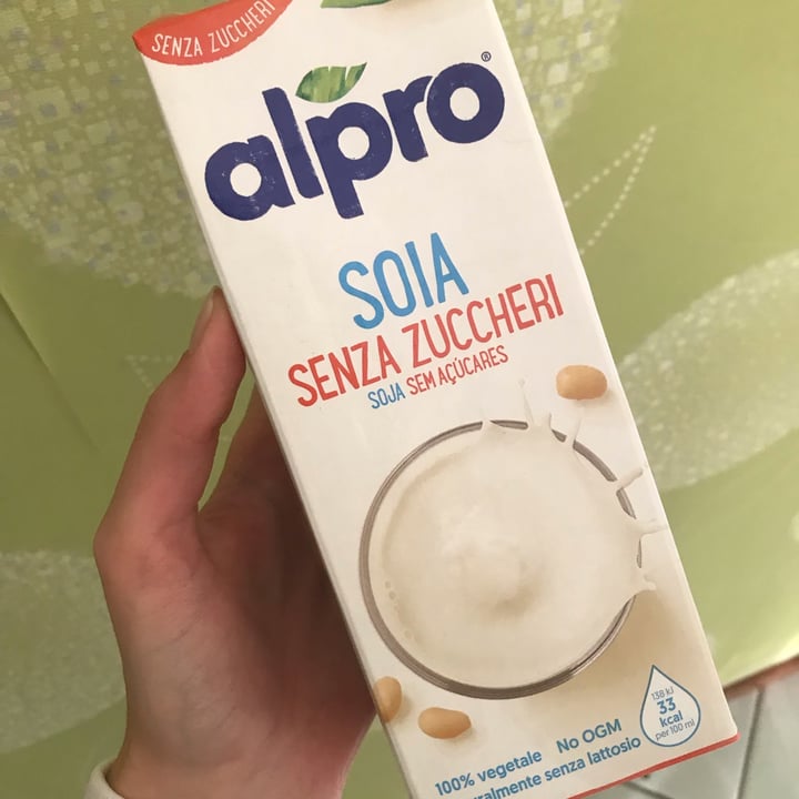review photo of Alpro alpro soia senza zucchero shared by @lauracerb on 15 Oct 2022 - review