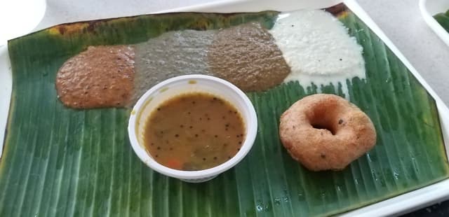 菜肴“Medu Vada”的照片