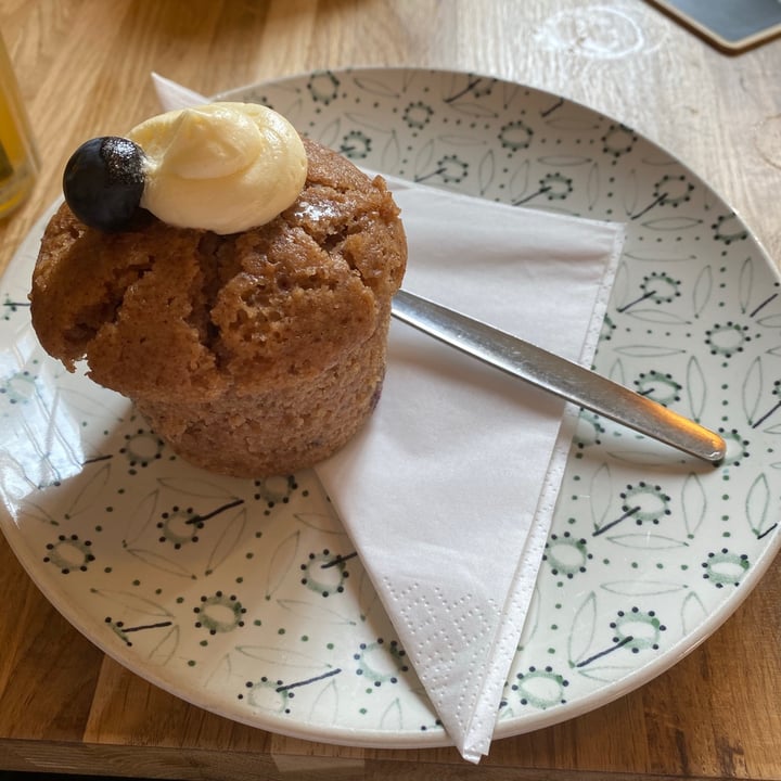 review photo of The Hideaway Cafe Cinnamon And Blueberry Cake shared by @amysco on 02 Oct 2020 - review