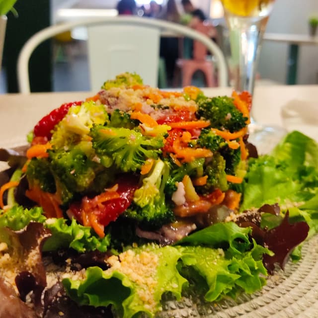 Photo of the dish “Ensalada maravilla”
