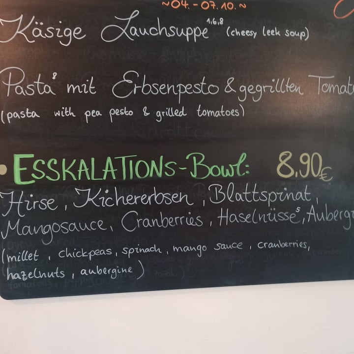 photo of ESSKALATION Esskalations Bowl shared by @annamiou on  08 Oct 2022 - review