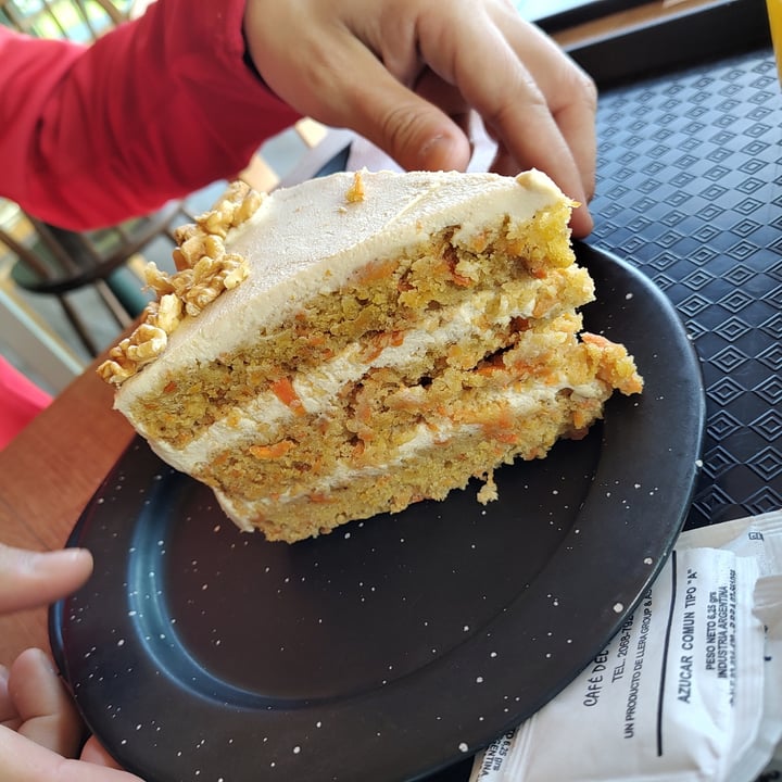 photo of Maleza Bariloche Coffee & Beer Carrot cake shared by @ericaterreros on  06 Nov 2022 - review