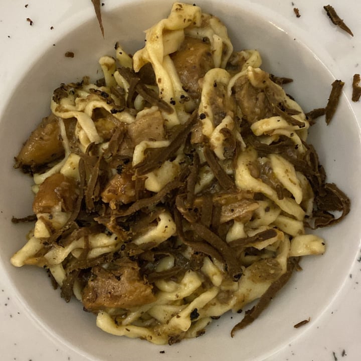 review photo of La Lanterna Ristorante Pizzeria Strangozzi Porcini e Tartufo shared by @ariannaabilion on 26 Apr 2022 - review