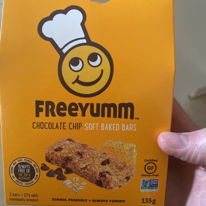 photo of Freeyumm Chocolate Chip Soft Baked Bars shared by @b3craw on  13 Jun 2021 - review