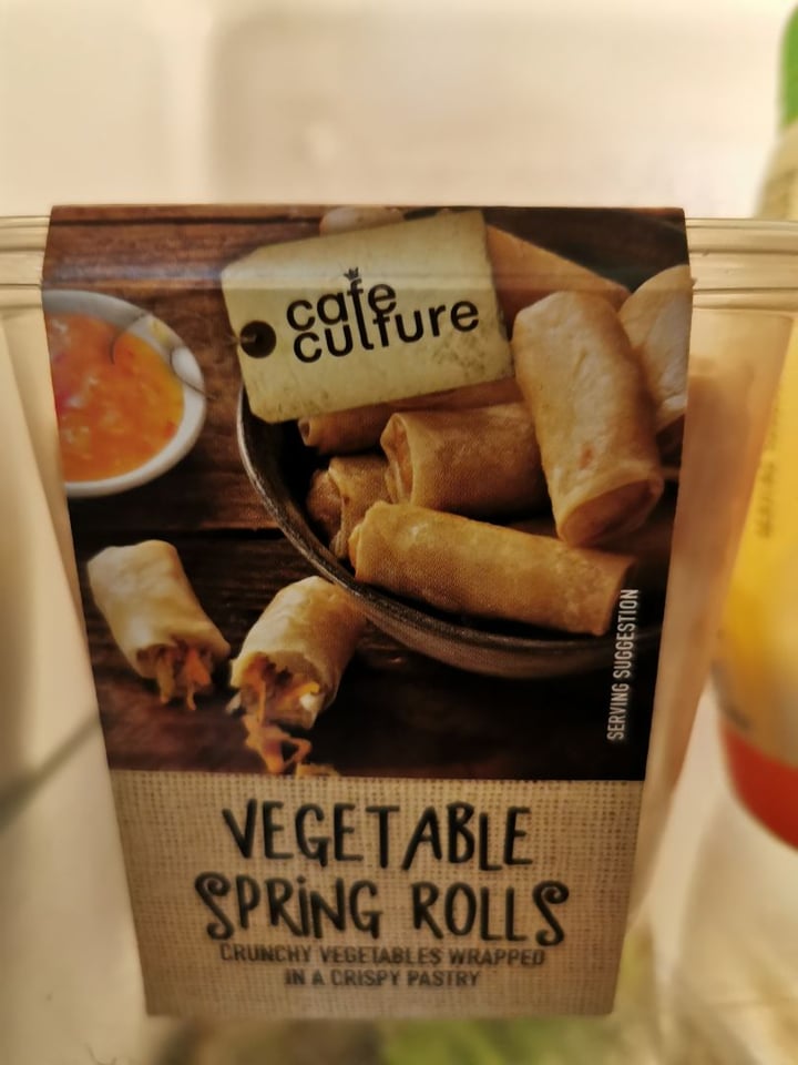 photo of Cafe culture Vegetable Spring Rolls shared by @cris on  11 Dec 2019 - review