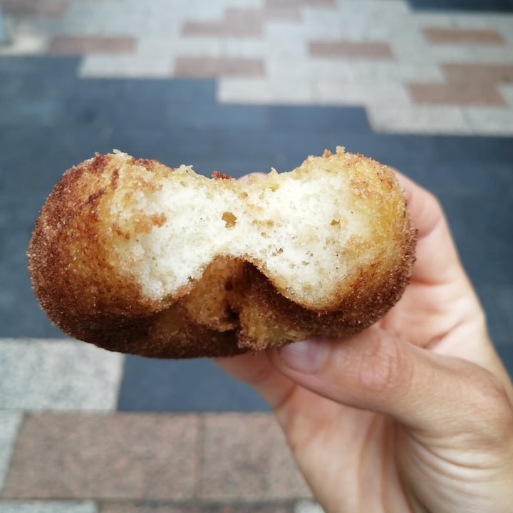 photo of OMG Decadent Donuts Northern Beaches Cinnamon donut shared by @miriammenendez on  26 Dec 2020 - review