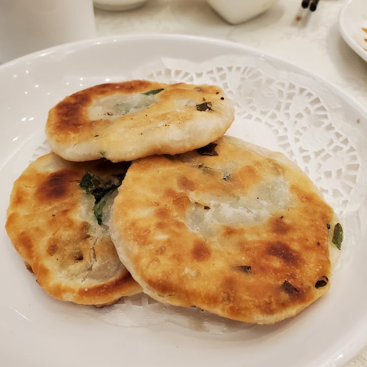 photo of Modern China Restaurant Scallion Pancake shared by @moosewong on  08 Dec 2021 - review
