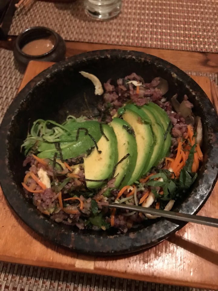 photo of Hangawi Avocado bibimbap shared by @candycarousels on  29 Aug 2019 - review
