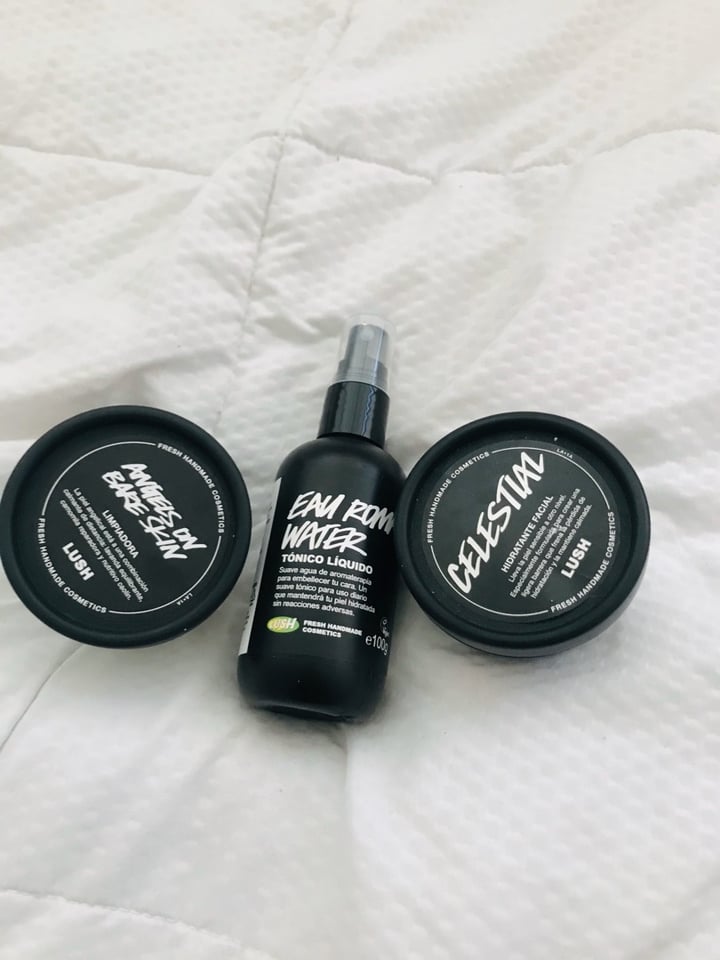 photo of LUSH Fresh Handmade Cosmetics Angels on Bare Skin shared by @daniormeno on  18 Mar 2020 - review