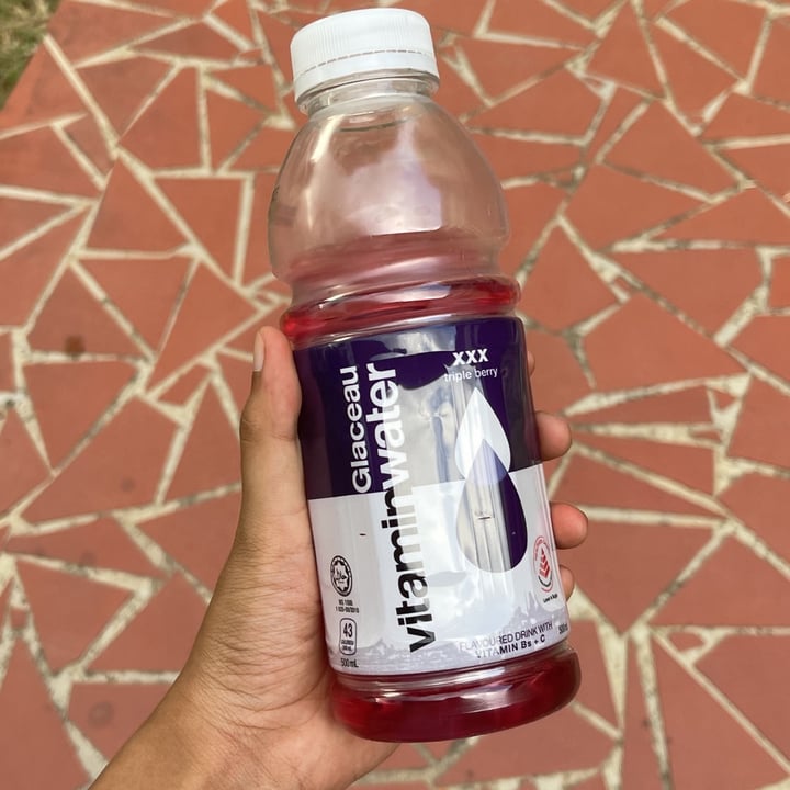 photo of Glaceau Vitamin Water  xxx vitamin water shared by @shello on  28 Jan 2022 - review