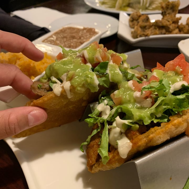 review photo of Madre Tierra Restaurant Bar Empanadas shared by @fatvegana on 30 Apr 2022 - review