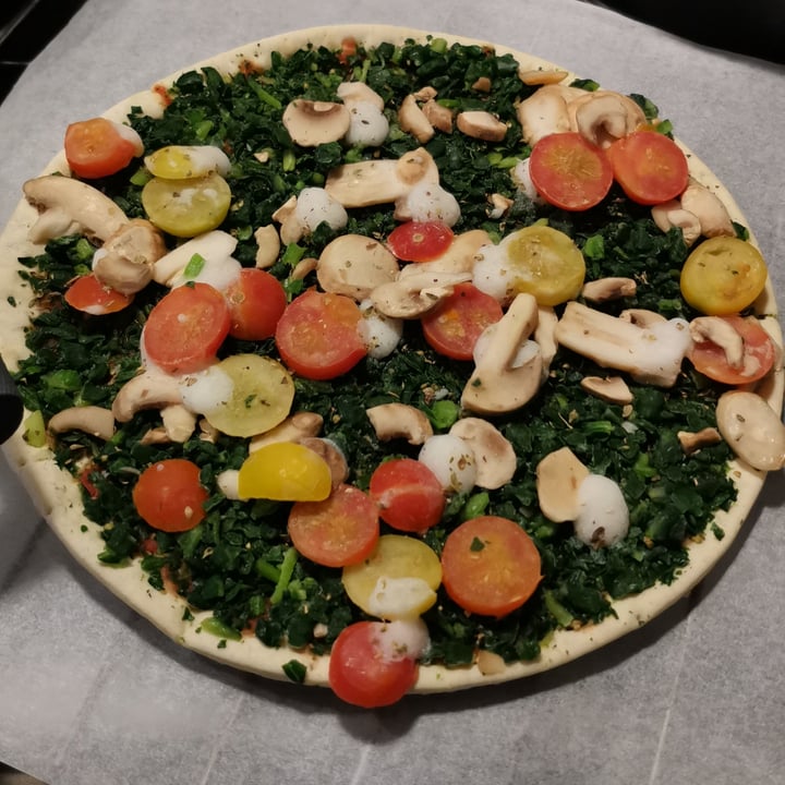 photo of Vemondo  Vegan Pizza Verdura shared by @yukij94 on  07 Jul 2022 - review