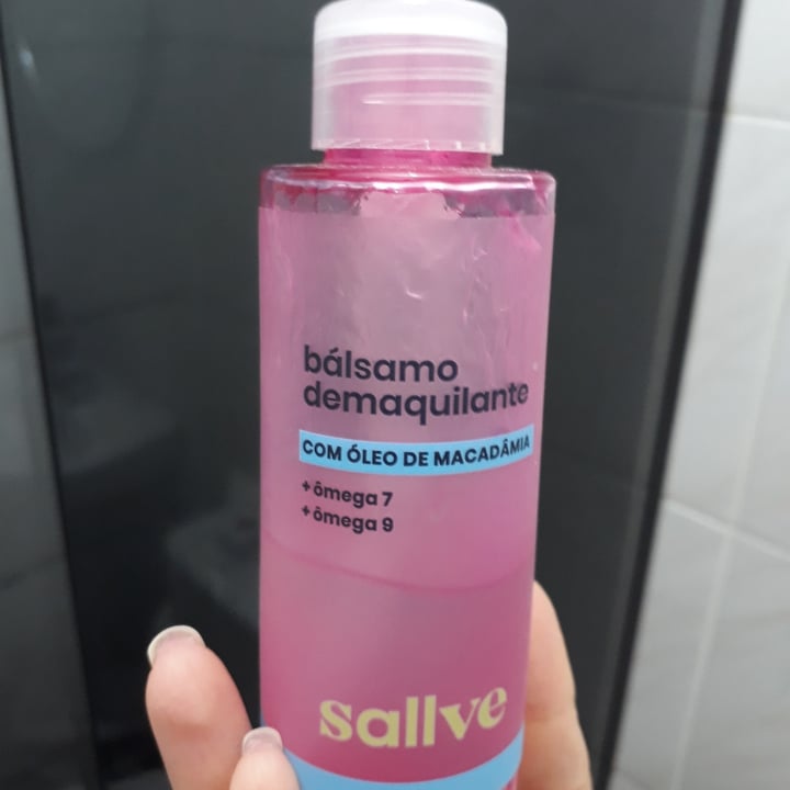 review photo of Sallve Bálsamo Demaquilante shared by @gabrielaalegre on 08 Jun 2022 - review