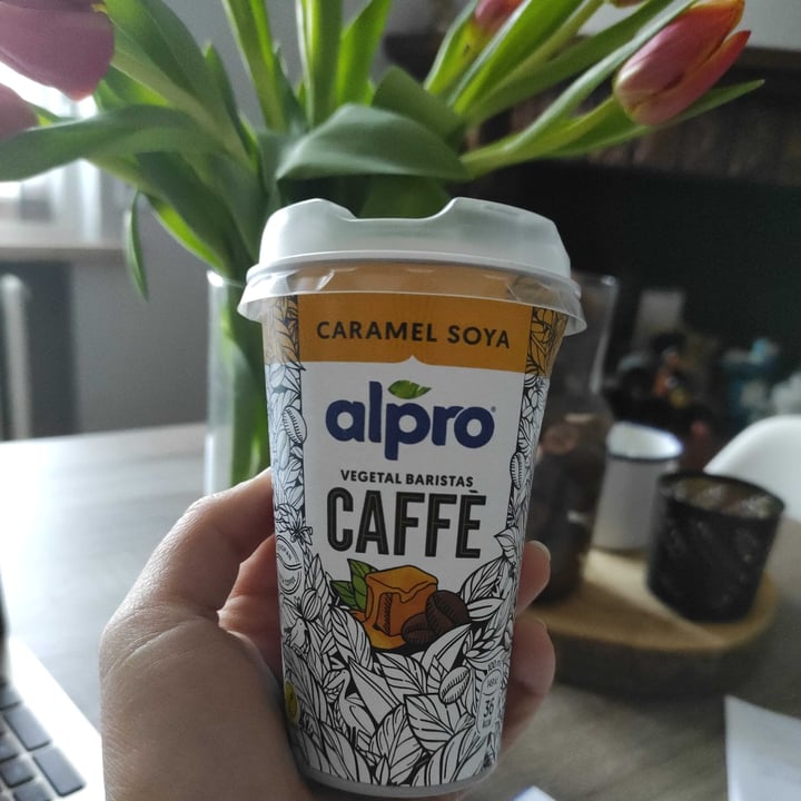 photo of Alpro Vegetal Barista Caffé shared by @giuliathefox on  31 Jan 2022 - review