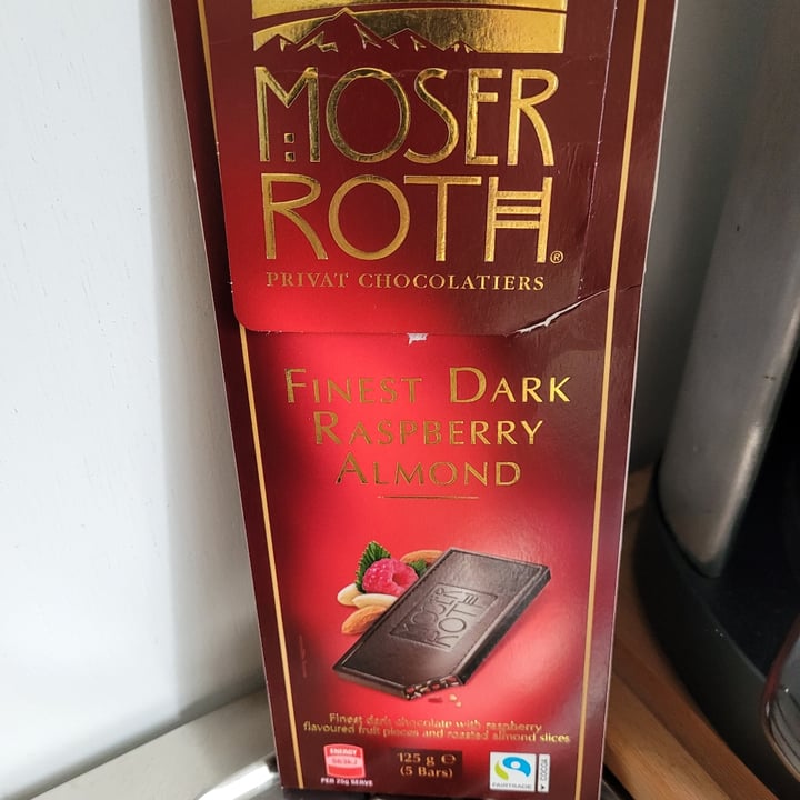 photo of Moser Roth dark choc raspberry and almond shared by @janelle-65 on  21 Oct 2022 - review