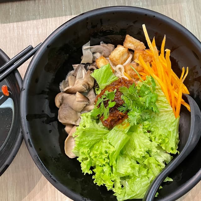 Foto del piatto “Taiwanese Spicy Dry Handmade Noodle”