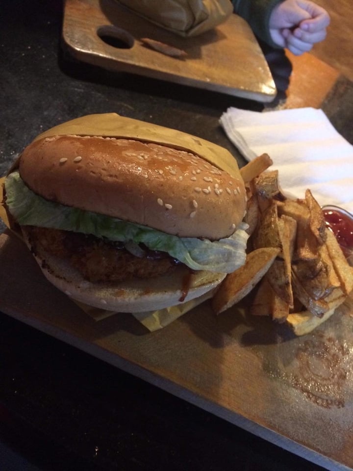 photo of Vegan Workshop Bistro Hamburguesa (bbq) shared by @seabrc on  05 Mar 2020 - review