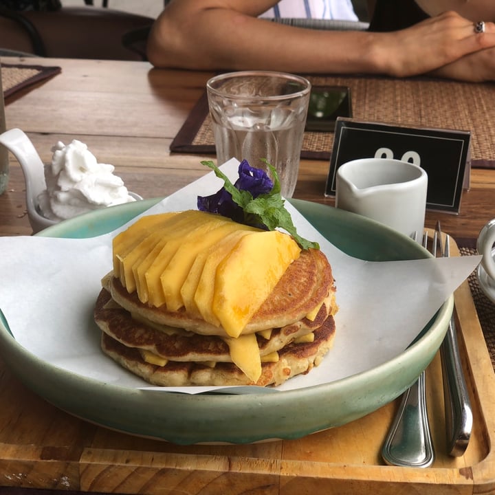review photo of Goodsouls Kitchen Banana Pancake shared by @jadeyc on 26 Jun 2020 - review