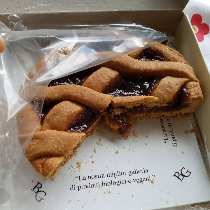 review photo of Biscottificio Guerra Crostata alla Fragola shared by @marlalestrange on 12 Jun 2022 - review