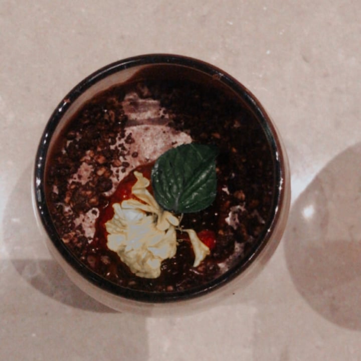 photo of Mudrá Mousse de chocolate shared by @shelterforfoxes on  02 Jan 2022 - review