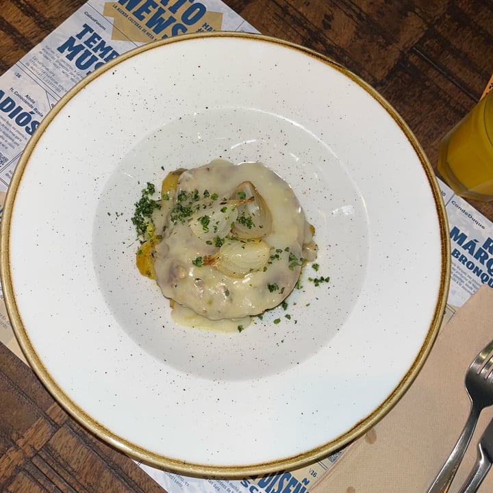 review photo of Distrito Vegano cheese cake shared by @aitanaormad on 05 Nov 2022 - review