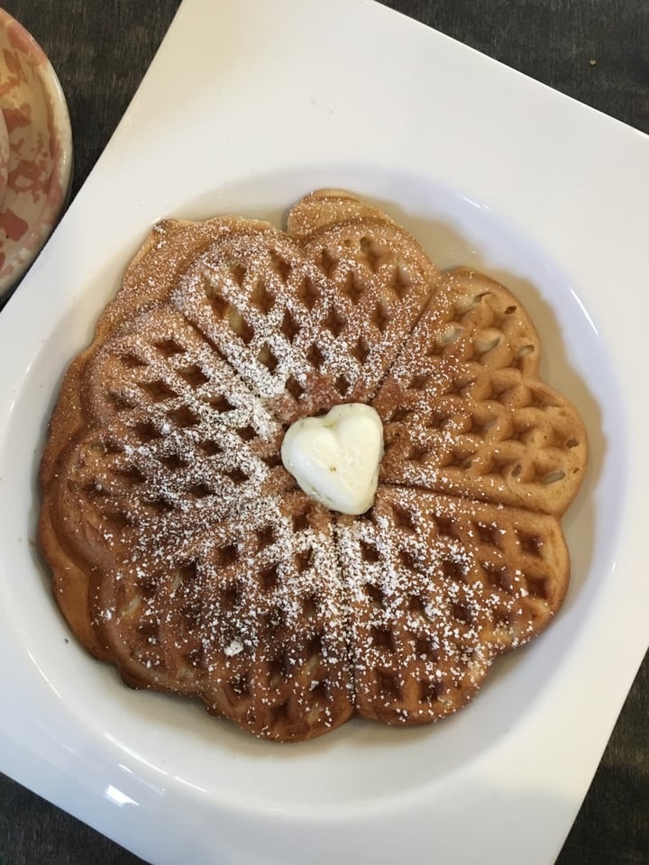 photo of Lagusta's Luscious Commissary! Simple Waffles shared by @ggsovegan on  11 Jan 2020 - review