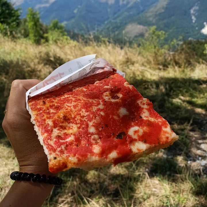 review photo of Pane di altri tempi pizza rossa shared by @chiarhontas on 15 Aug 2022 - review