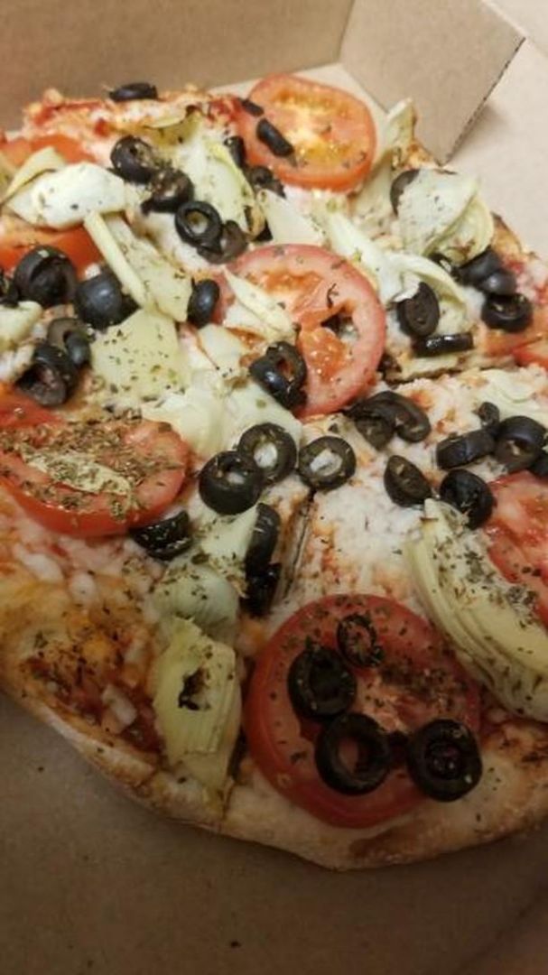 photo of Aviator Pizza & Drafthouse Veganlicious shared by @thelittleavocado on  12 Jul 2019 - review