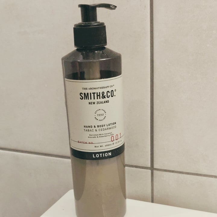 review photo of The Aromatherapy Co. Hand & Body Lotion - Tabac & Cedarwood shared by @auroraitland on 23 Apr 2020 - review