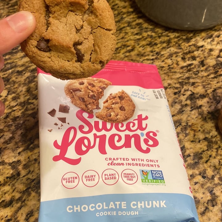 photo of Sweet Loren's chocolate chunck cookies shared by @smaynes on  24 Oct 2022 - review