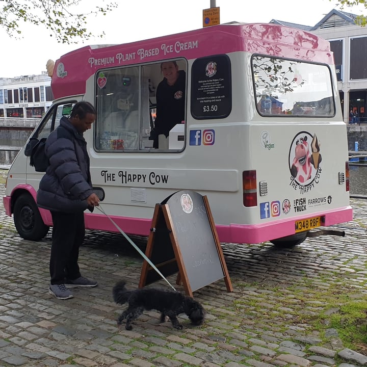 photo of The Happy Cow Icecream Van Soft Serve Whippy Ice Cream shared by @lydiahawkins on  21 Apr 2022 - review