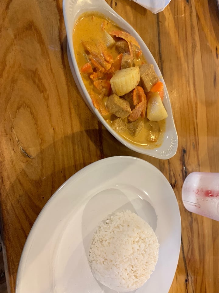 photo of Thep Thai Restaurant Yellow Curry shared by @alexabenb on  18 Oct 2019 - review
