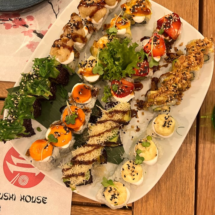 photo of Ristorante Sushi House Misto Sushi Vegan shared by @nicole- on  31 May 2022 - review