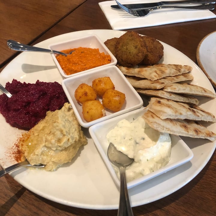 review photo of Original Sin Mediterranean Restaurant Mezze Platter (Small) shared by @belleeats on 25 May 2022 - review