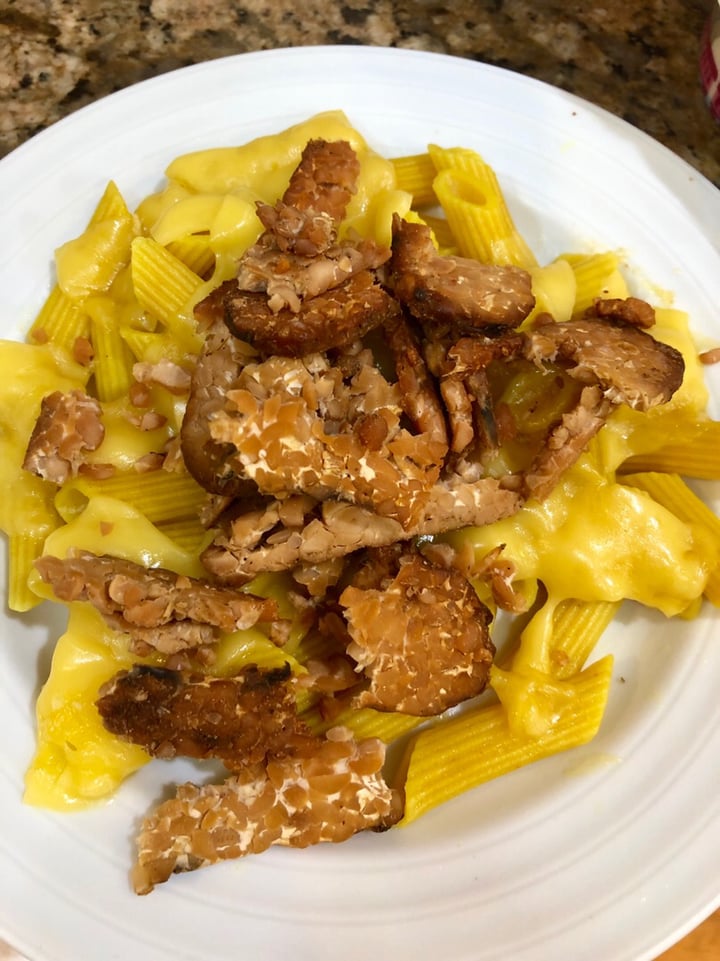 photo of Lightlife Organic Smoky Tempeh Strips Fakin' Bacon shared by @alohaanimalsanctuary on  07 Mar 2020 - review